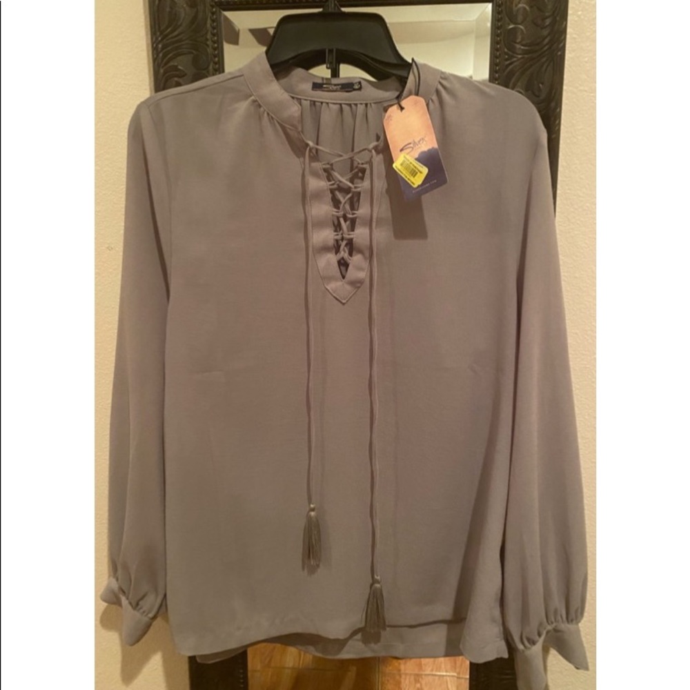 Silver Brand Bishop Sleeve Gray Blouse
